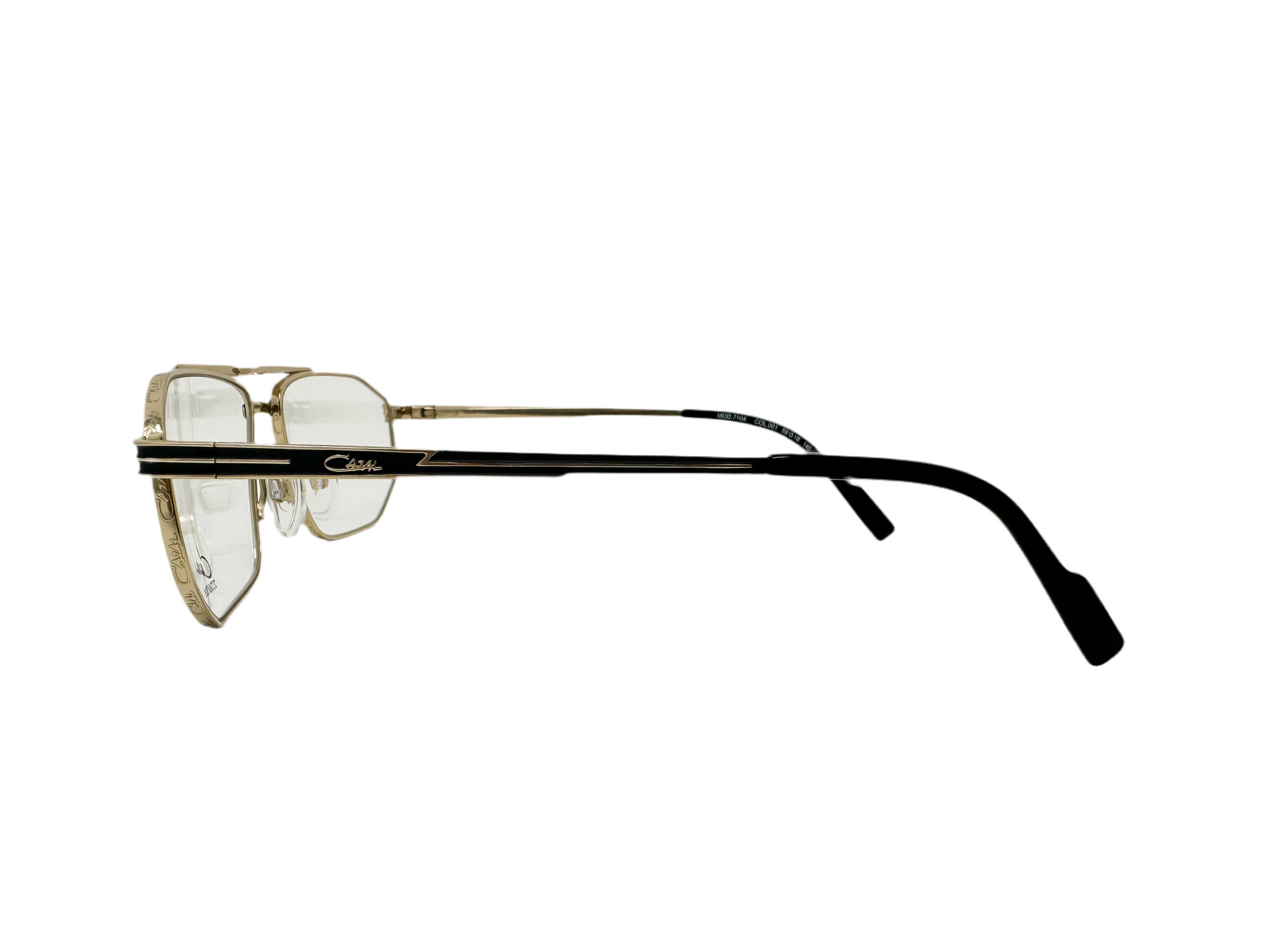Cazal Mod.7104 c.001