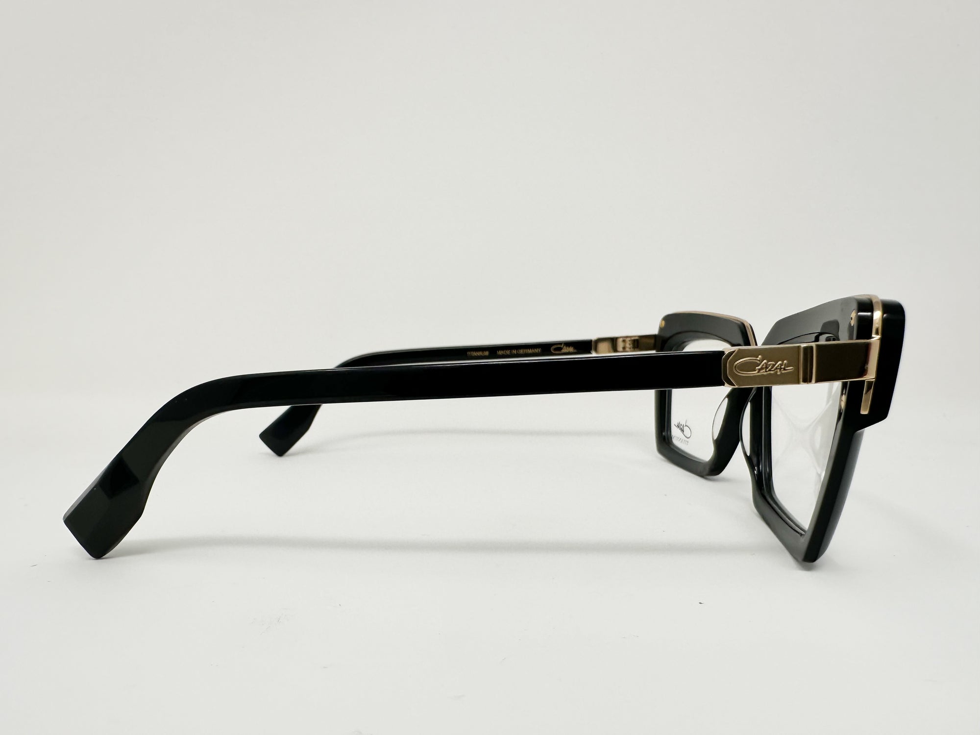 Cazal 5002 c.001
